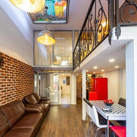 Top Center Vintage Sofia Condo 外观 照片