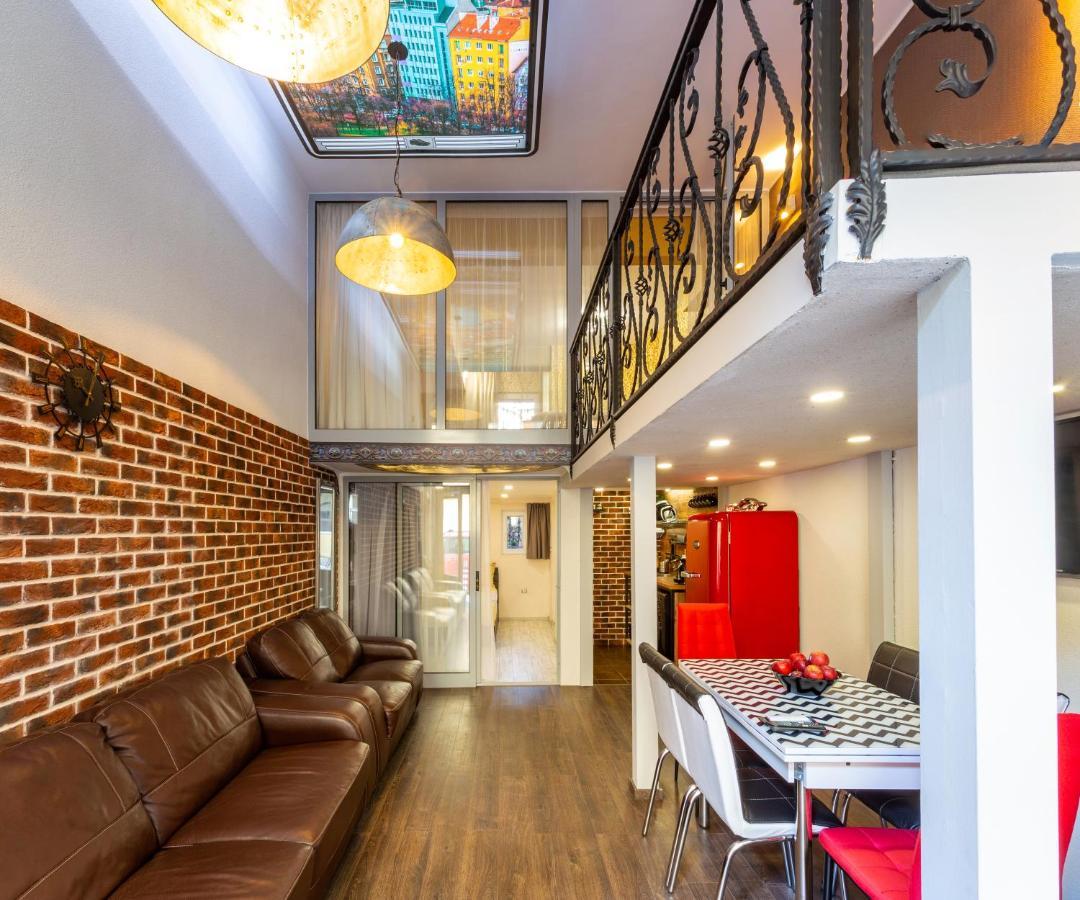 Top Center Vintage Sofia Condo 外观 照片
