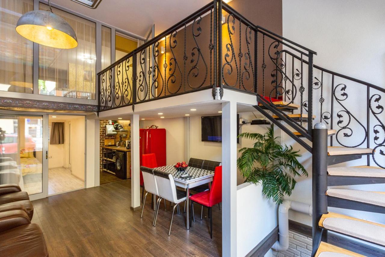 Top Center Vintage Sofia Condo 外观 照片